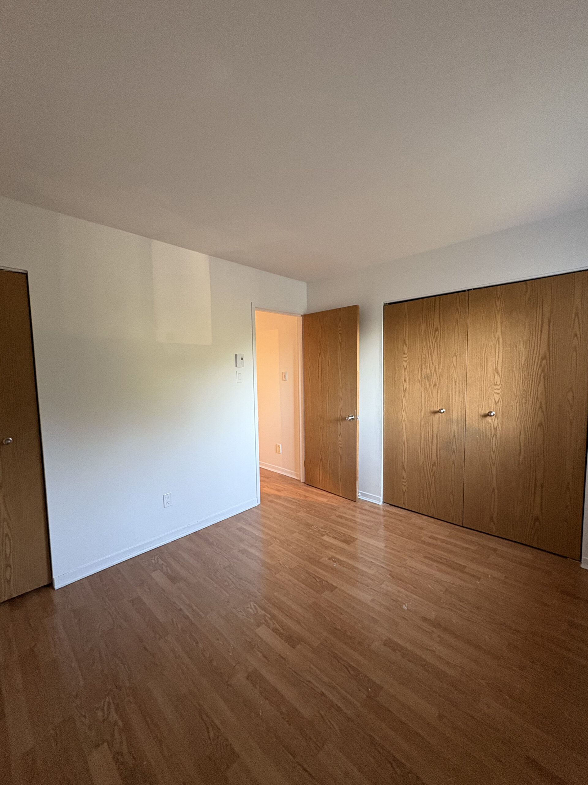 20250915_214431458_iOS