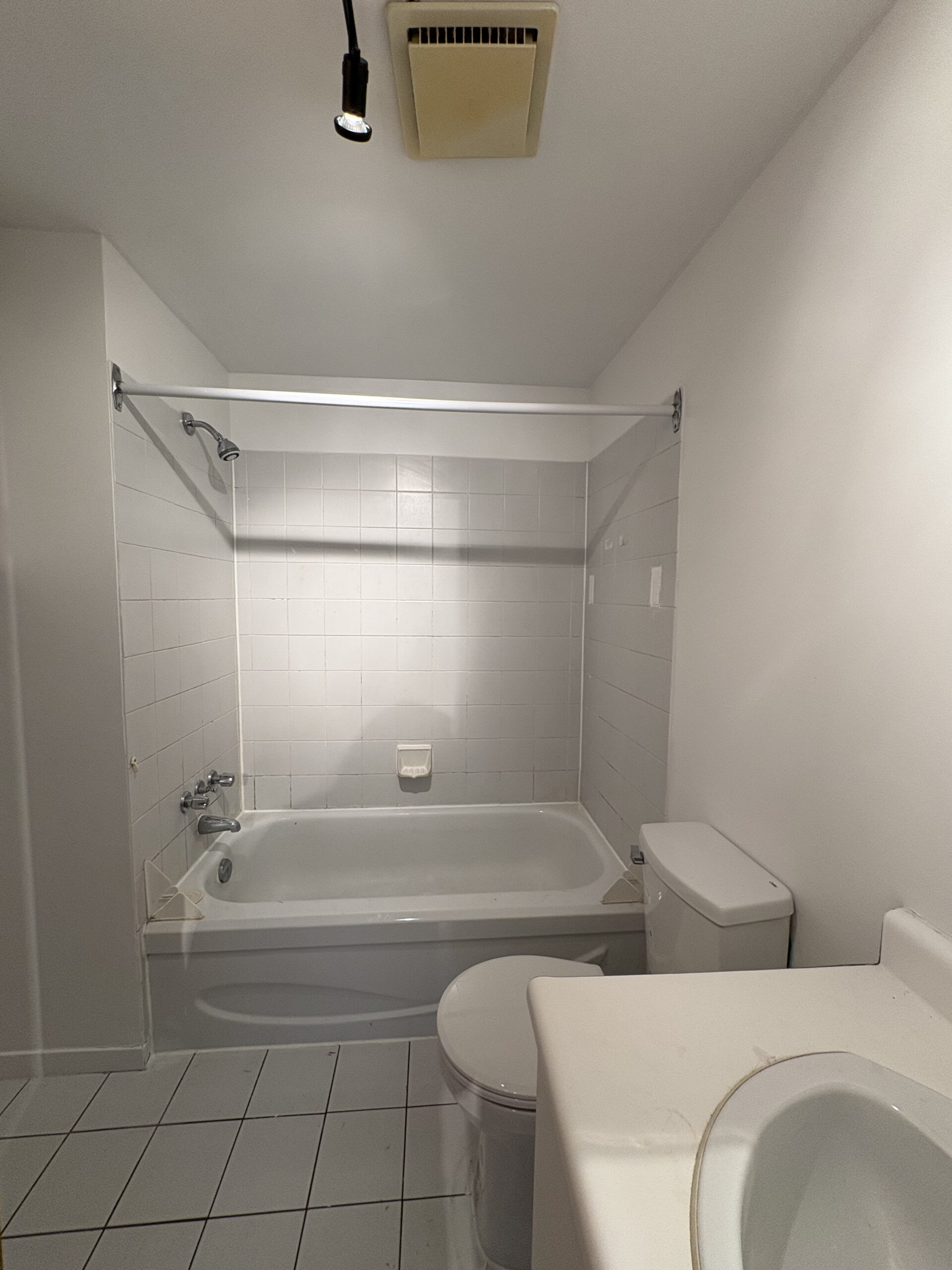 20250915_214453894_iOS